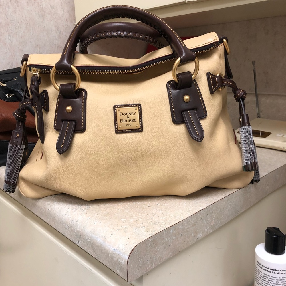 Bone Florentine Stanwich